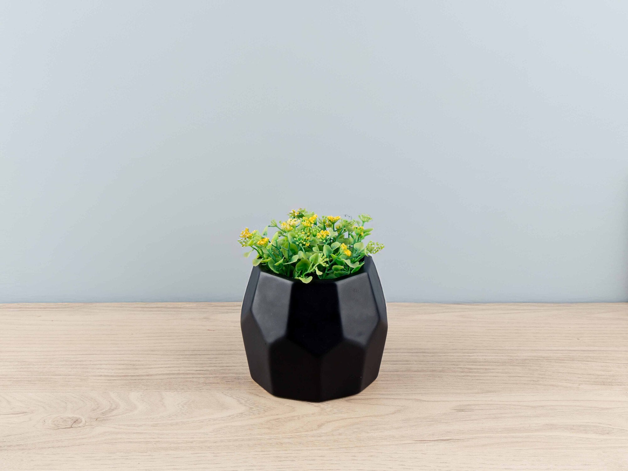 Stoneware Pot, Black