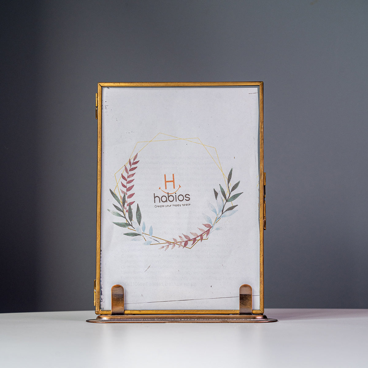 Brass Photo Frame w/ Base, Gold, Large