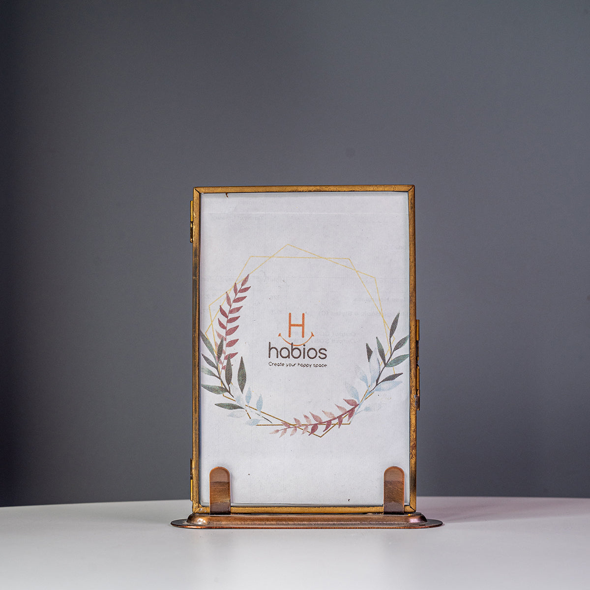 Brass Photo Frame w/ Base, Gold, Small