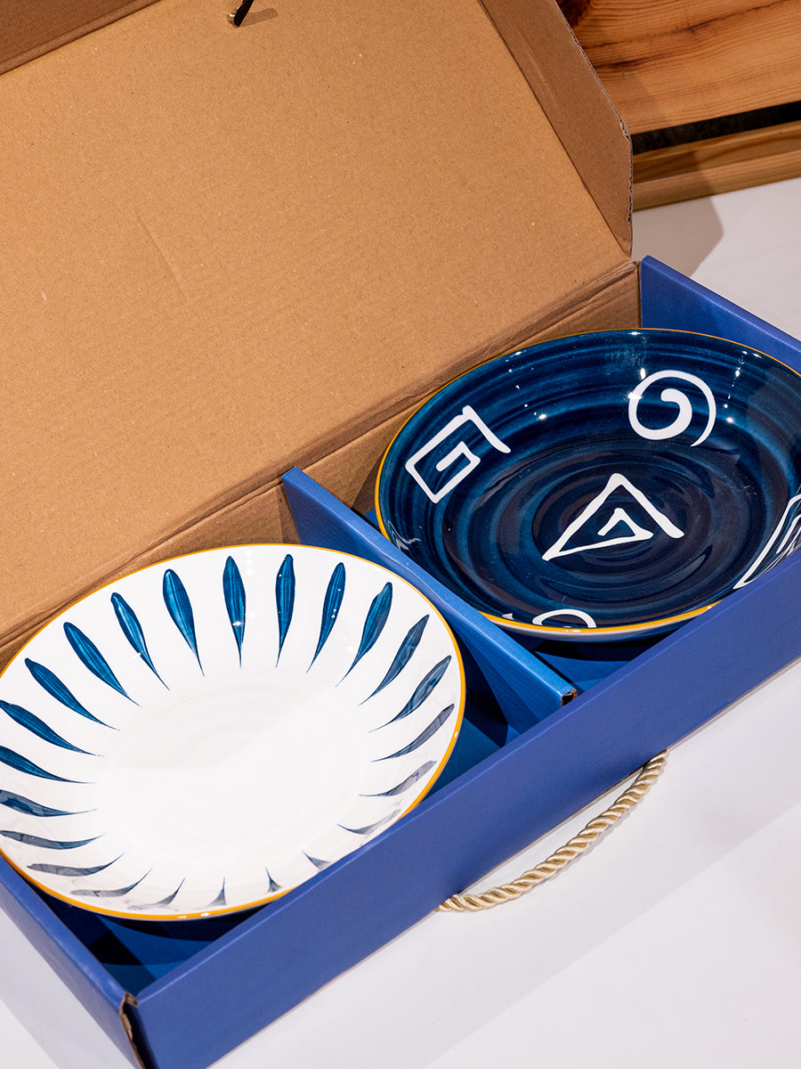 Ceramic Plates in Color Box, Set of 2