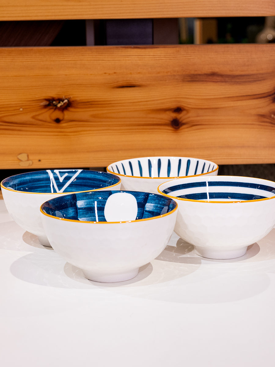 Ceramic Bowls in Color Box, Set of 4