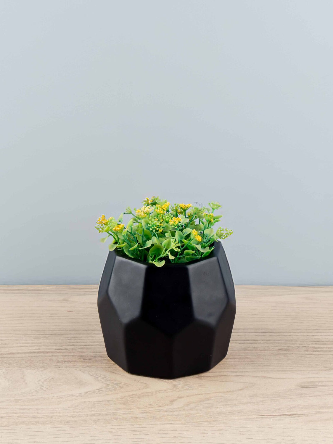 Stoneware Pot, Black