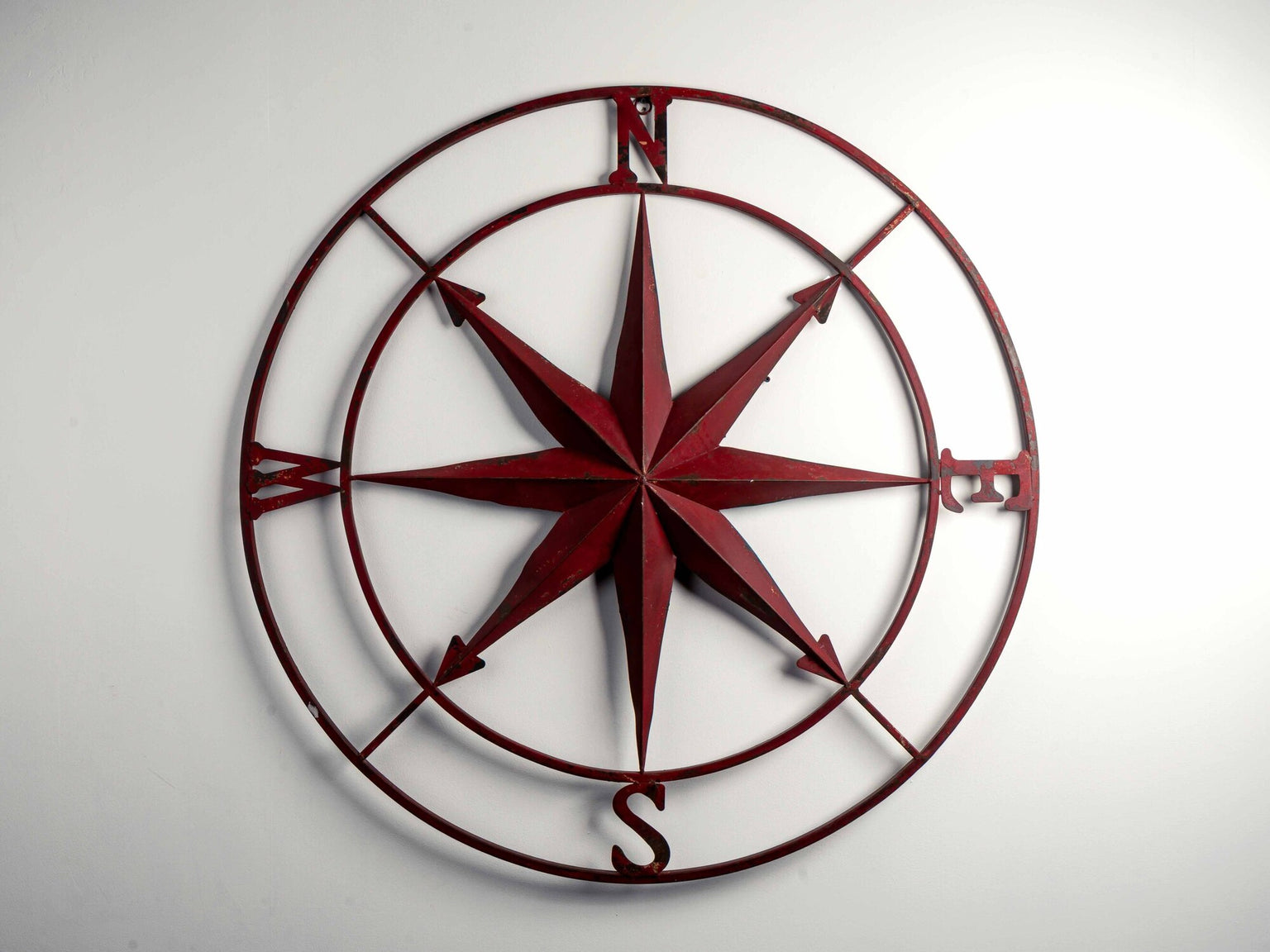 Metal Compass Wall Décor, Distressed Red