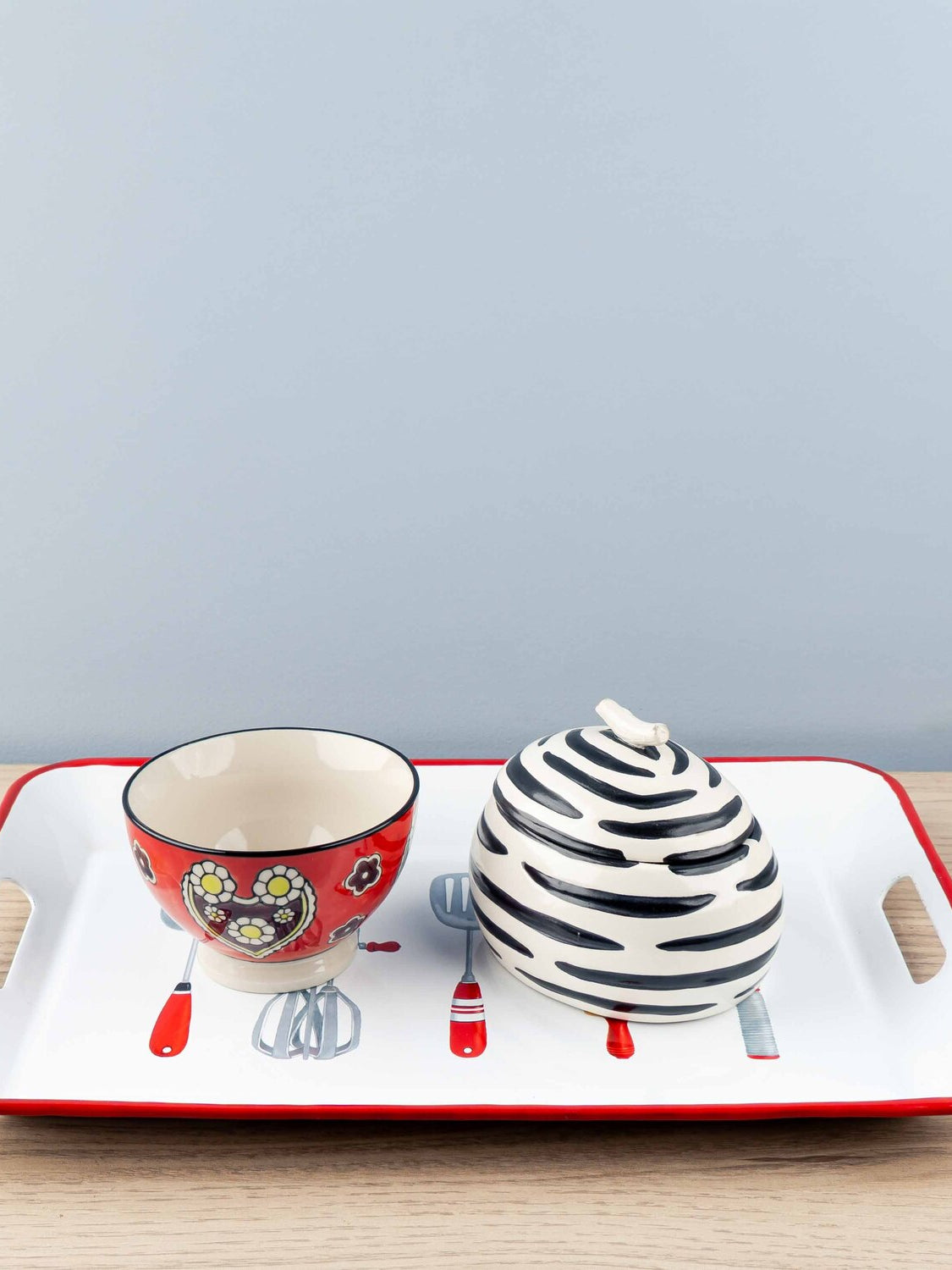 Mary Enameled Tray w/ Utensils & Handles (c)