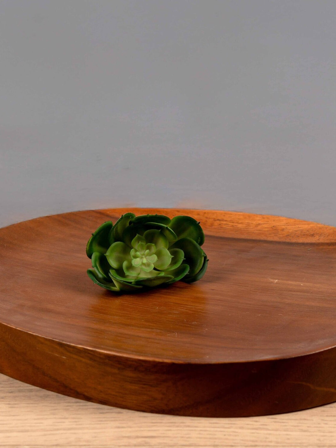 Round Acacia Chopping Board