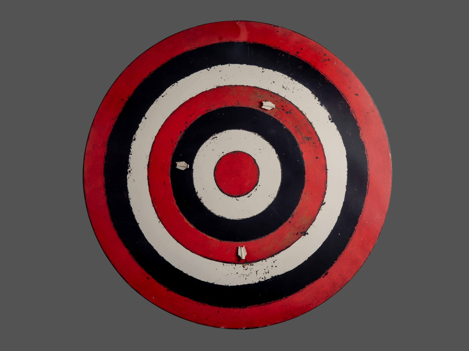 Metal Target Magnet Board W/ 3 Arrow Magnets