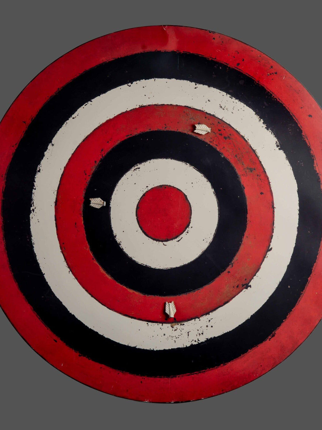 Metal Target Magnet Board W/ 3 Arrow Magnets