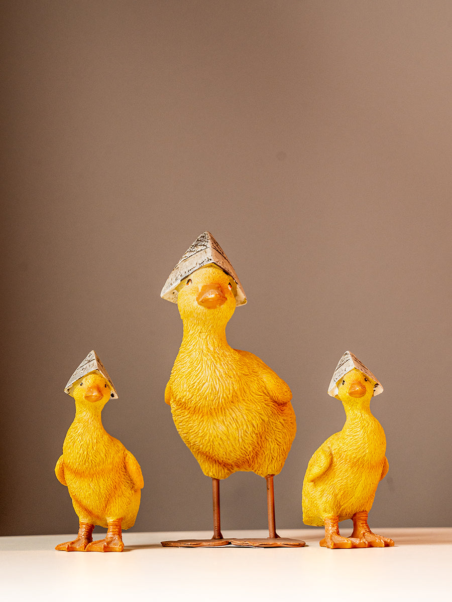 Resin Duck Family, Set of 3, Yellow