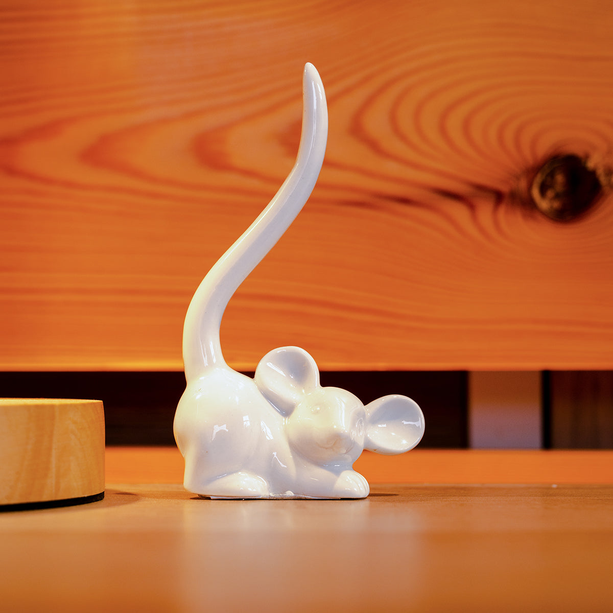 Stoneware Mouse Ring Holder, White