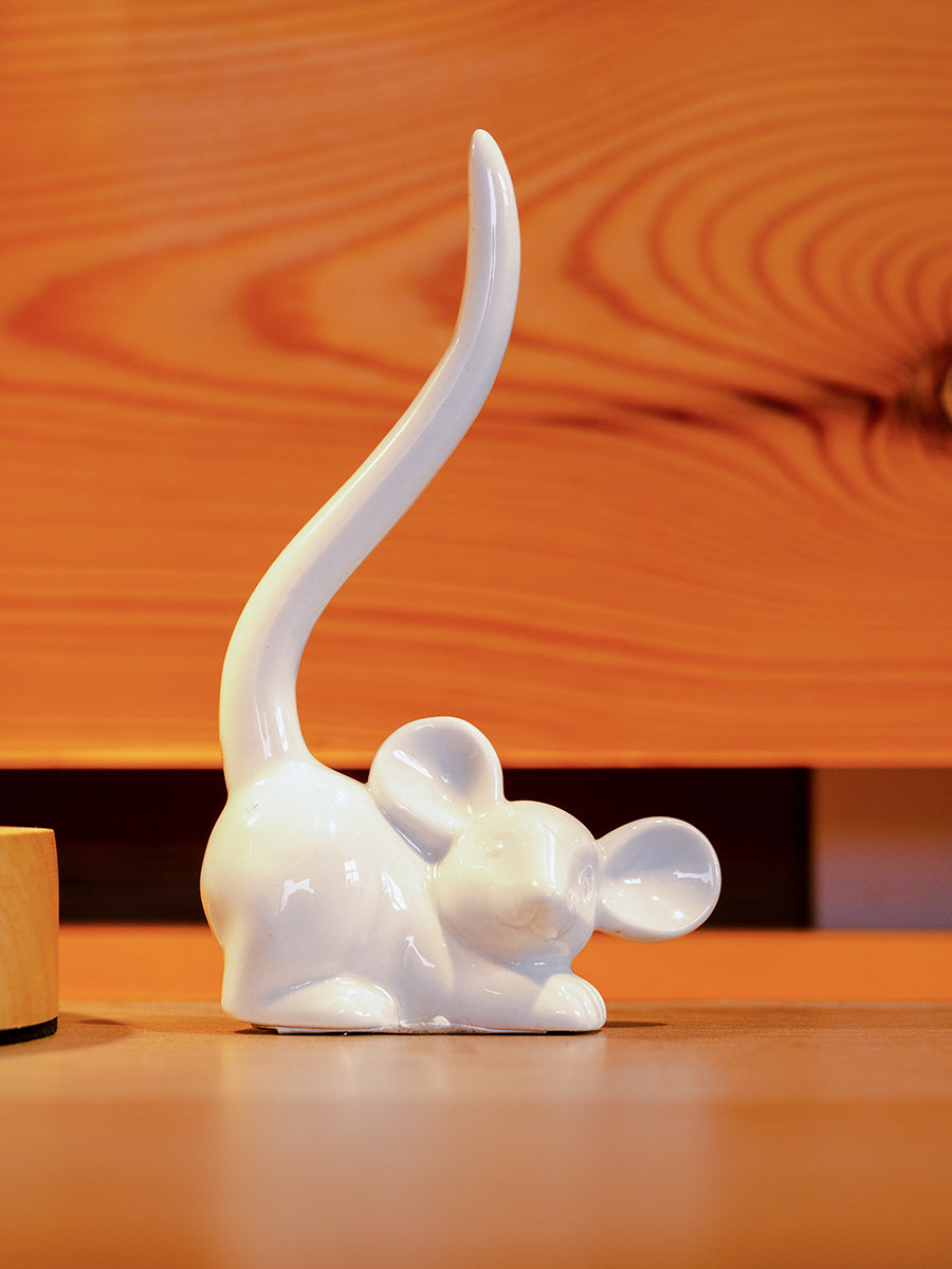 Stoneware Mouse Ring Holder, White