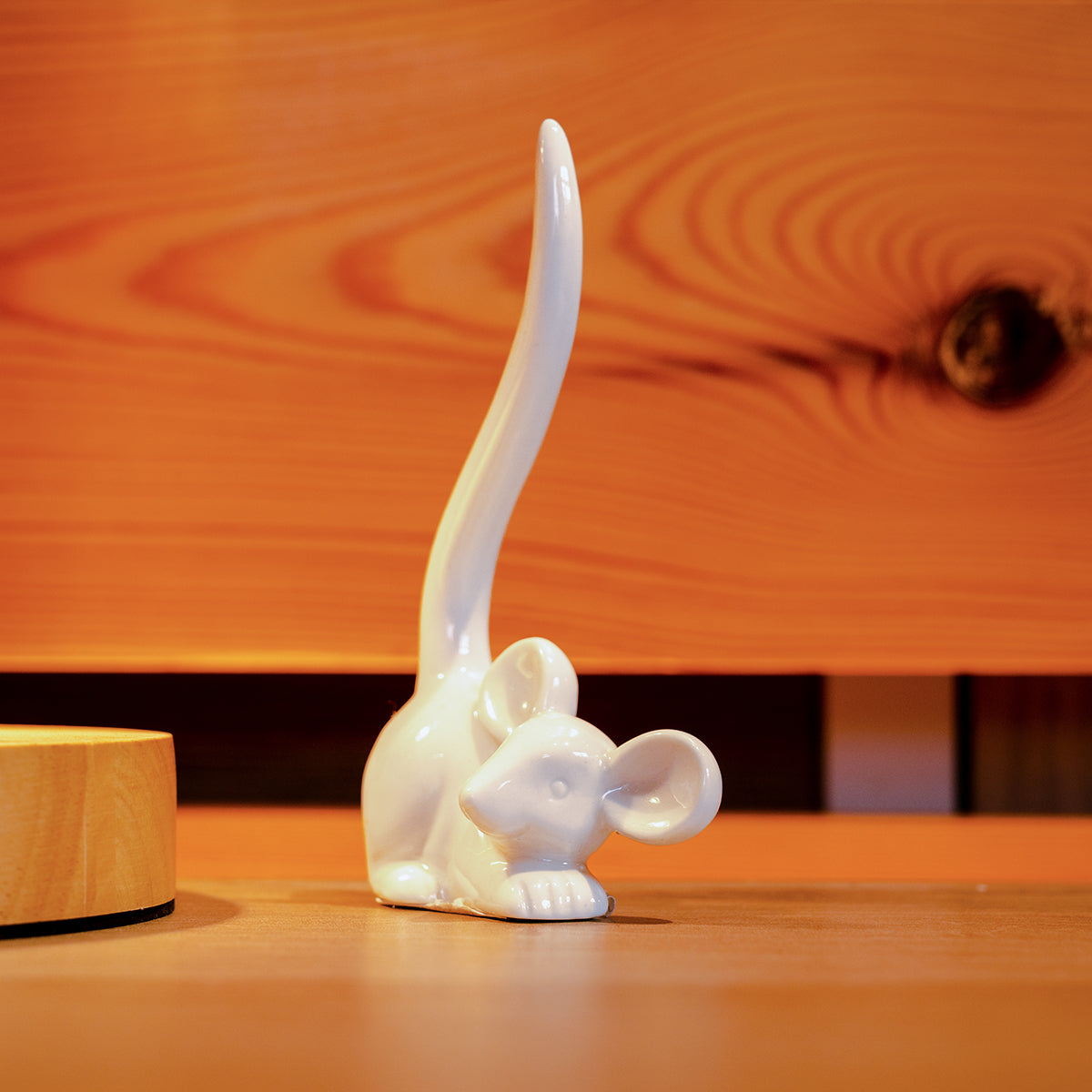 Stoneware Mouse Ring Holder, White