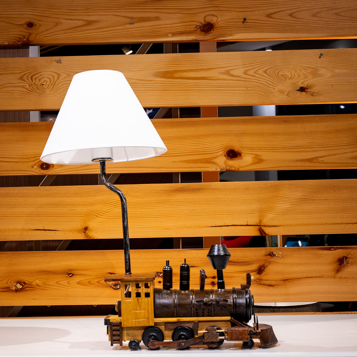 Train lamp