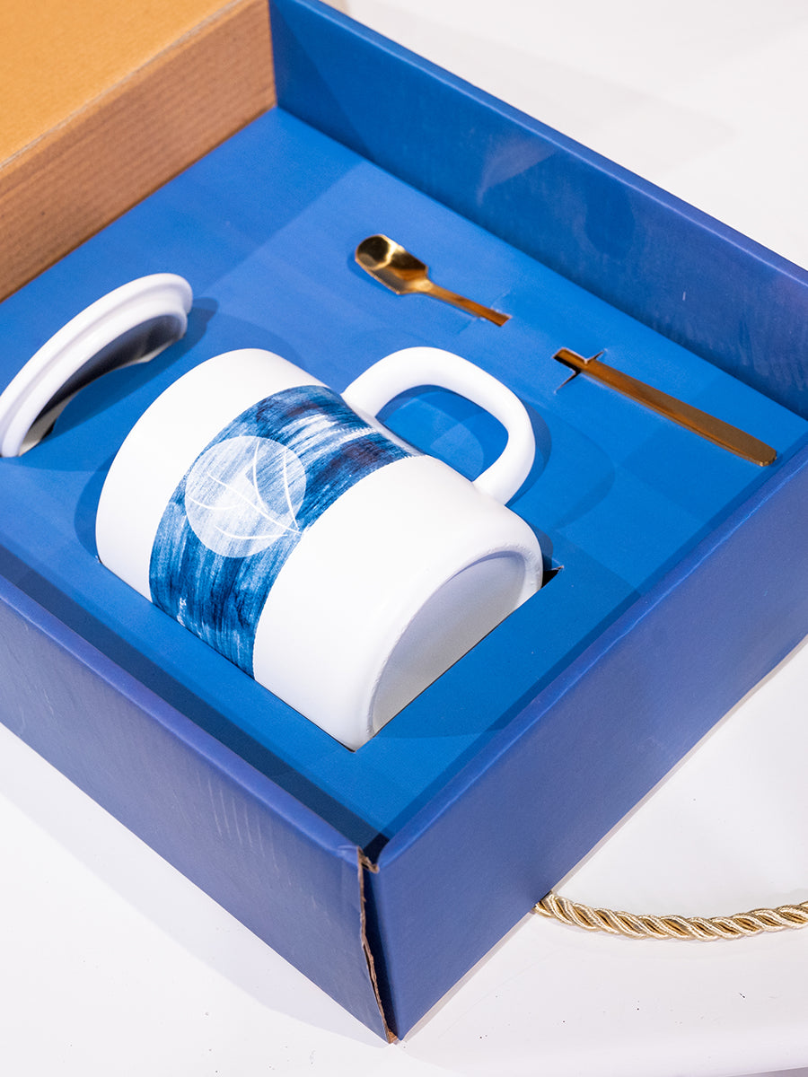 Ceramic Mug w/ Lid & Spoon in Color Box, Set of 3