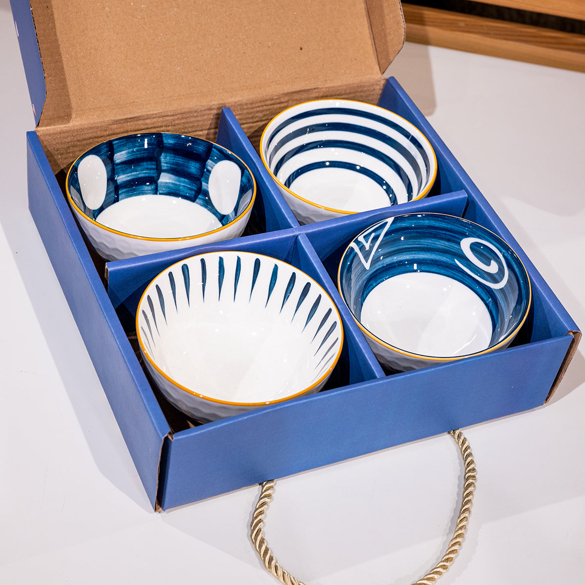 Ceramic Bowls in Color Box, Set of 4
