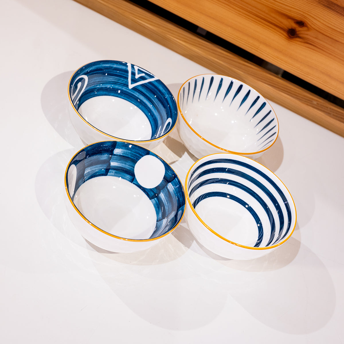 Ceramic Bowls in Color Box, Set of 4