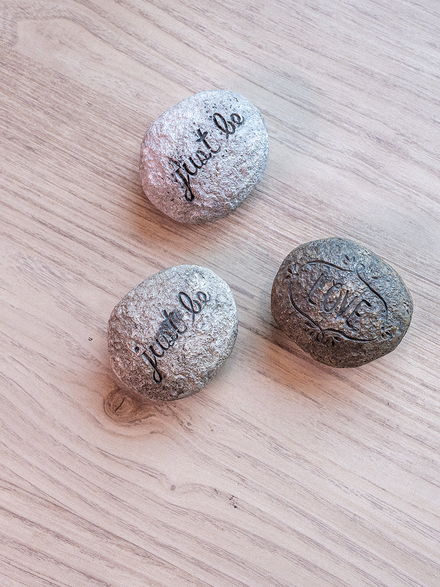 Resin 2-Sided Inspirational Stone