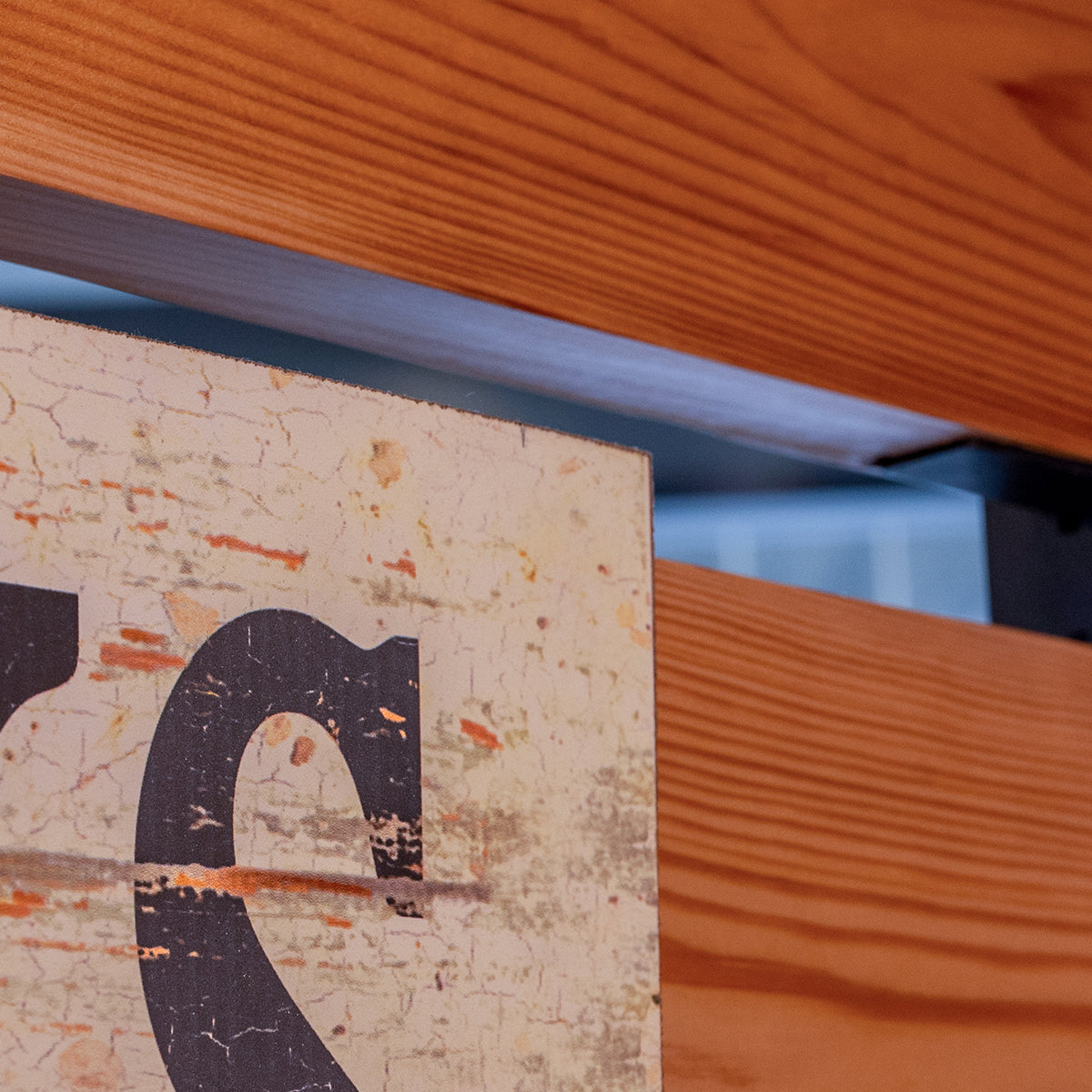 MDF Wall Décor "LOST SOCKS" w/ 7 Clothespins