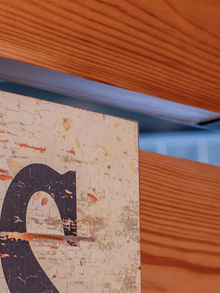 MDF Wall Décor "LOST SOCKS" w/ 7 Clothespins