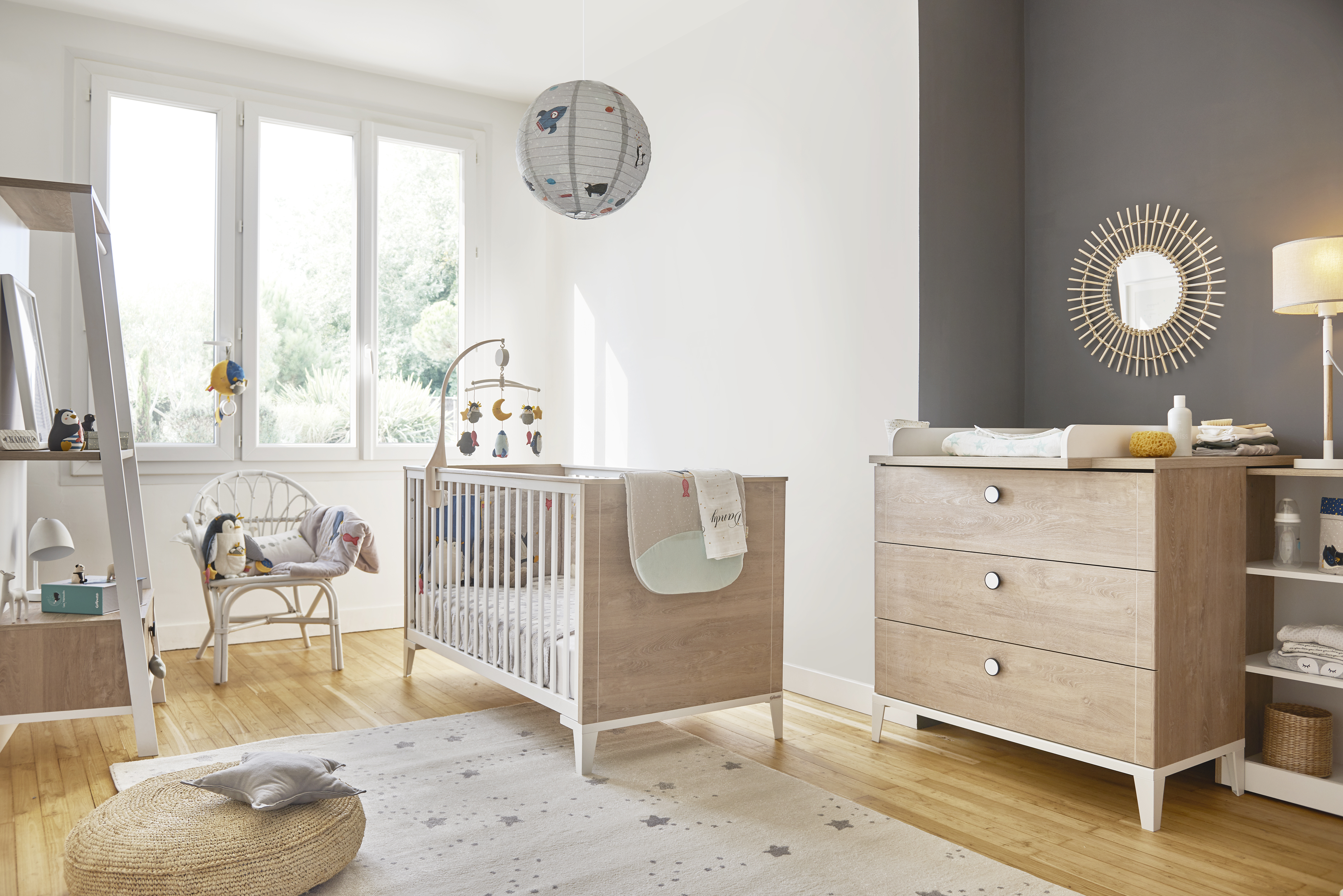 4 Reasons Why You Should Use A Cot For Your Baby